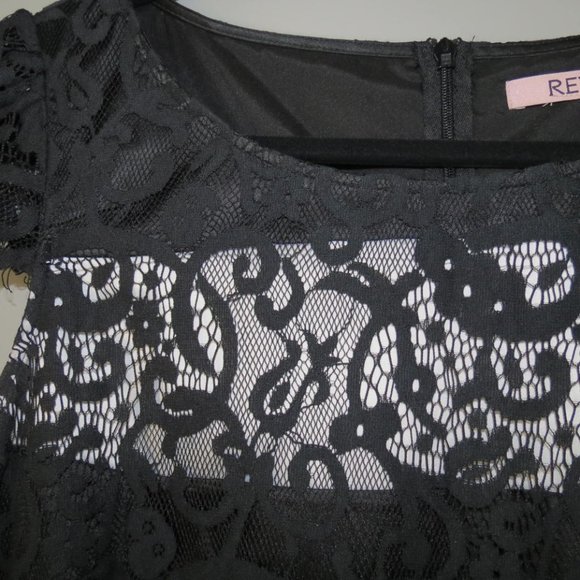 REVIEW - Stunning - lace overlay dress - size 12 - excellent condition - Picture 3 of 5